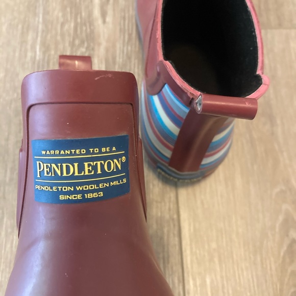 Pendleton Rain Boot - Picture 7 of 10